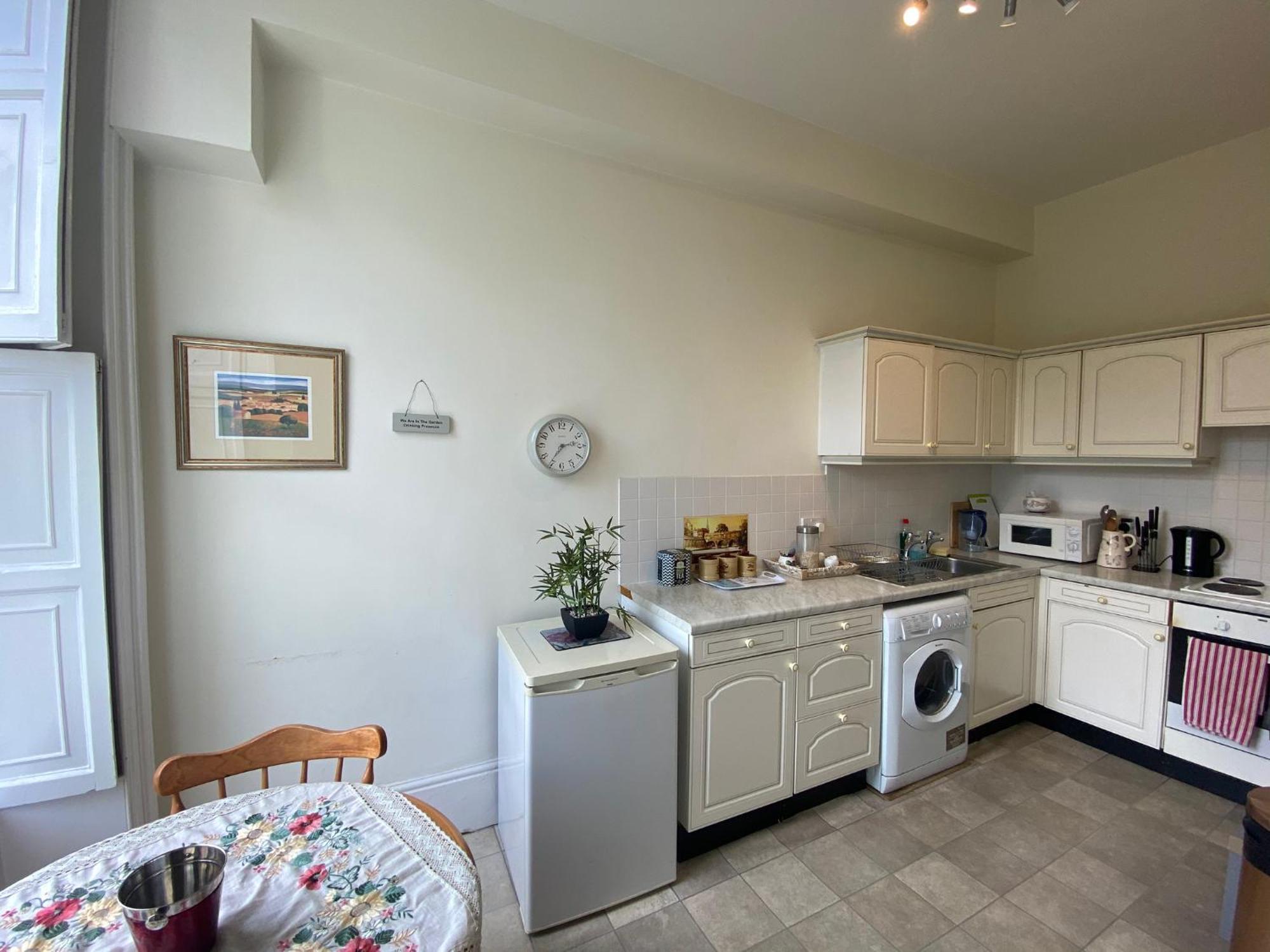 Grosvenor Apartments In Bath - Great For Families, Groups, Couples, 80 Sq M, Parking Eksteriør bilde